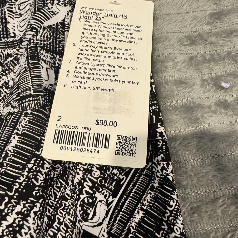 Lululemon Wunder Train High Rise 25” Black White Print Leggings Size 2 NWT - Picture 2 of 2
